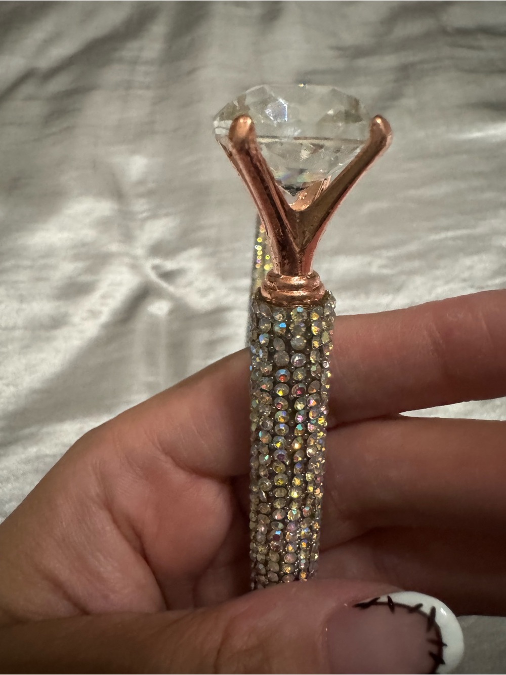 Rose-Gold Crystal Statement Pen – Pavé Crystal Detail - Picture 4 of 4